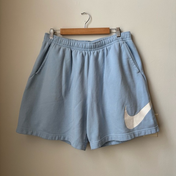 Nike Light Blue Shorts size XL - Picture 1 of 6